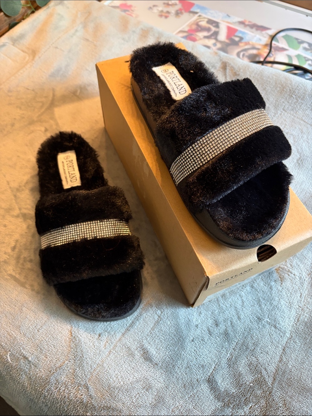 Portland Boot Co black w/bling slippers